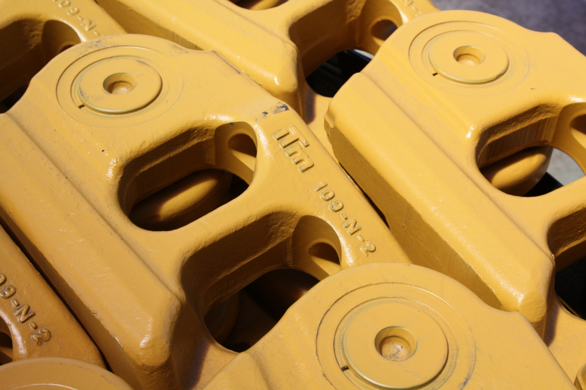 JUAL TRACK LINK ALAT BERAT BRAND ITM PC200-8 KOMATSU